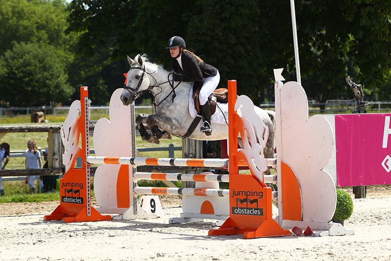 crédit photo: http://psvphoto.com/2015/06/10/championnat-departemental-92-haras-de-jardy-7-juin-2015/