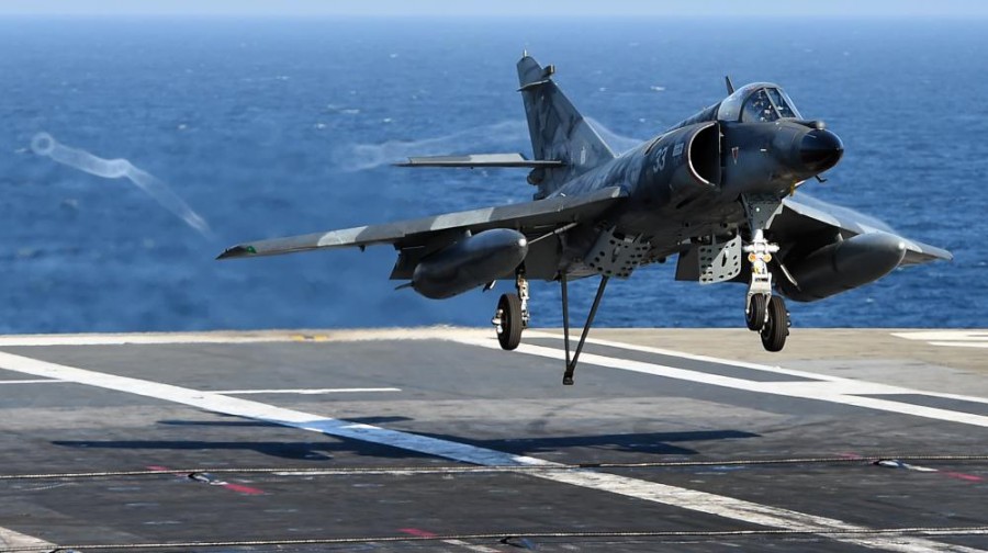 Avions de chasse français Charles de Gaulle Syrie et Irak