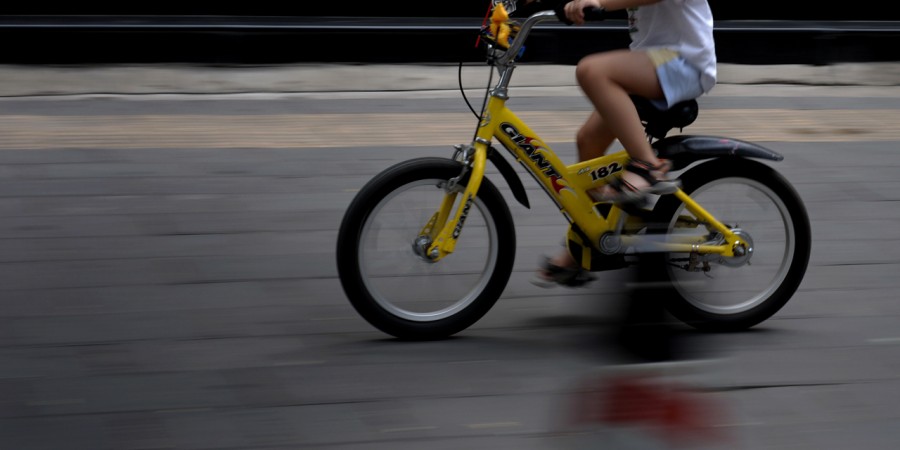 Kévin-Djéné, 5 ans, a enfourché son vélo, prévenu les secours et sauvé son père