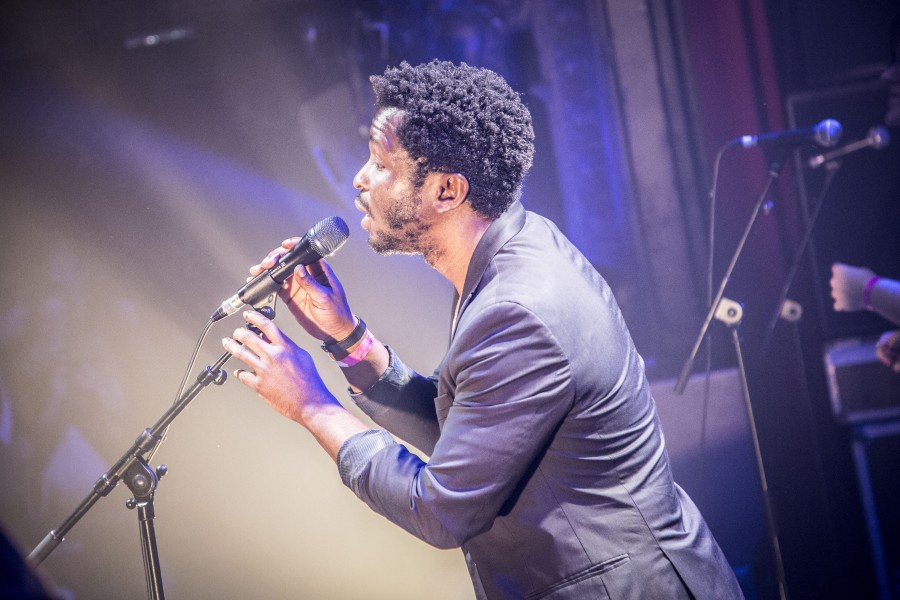 Radio VL a interviewé Bassey Ebong, vainqueur de la saison 17 du Fallenfest