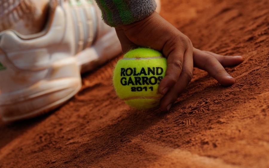 La direction du tournoi de Roland-Garros communique la liste des participants aux épreuves de simples messieurs et dames du tournoi de Roland-Garros 2016, qui se dérouleront du dimanche 22 mai au dimanche 5 juin prochain.