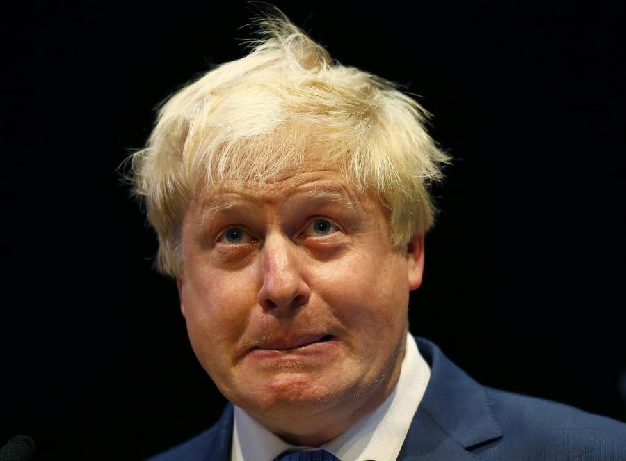 Boris Johnson compare l'Union européenne à Hitler.