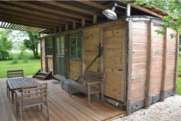 Trullo, roulotte, yourte ou encore wagon SNCF des années 40,hangar à bateau ou ancien mirador… HomeToGo.fr dévoile son top 10 des locations de vacances.