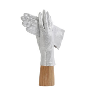 Acaba, en cuir d'agneau doublé soie, 64€