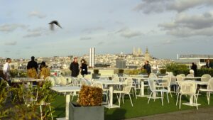 Paris s'offre à vous sur ces toits