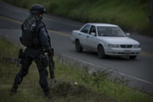 Un agent des troupes d'élites chargés de combattre les narcotrafiquants