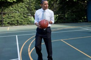 Être président j'aime, 3 points #LeBronJames (© Pete de Souza / White House)