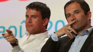 Manuel Valls (à gauche) et Benoît Hamon en 2012 (© Lemouton Stéphane/ABACA)