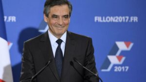 François Fillon, le soir de sa victoire aux primaires le 27 novembre 2016 (© ERIC FEFERBERG / AFP)