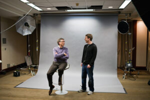 Bill Gates. Mark Zuckerberg. Une photo à 138 milliards de dollars (© DR)