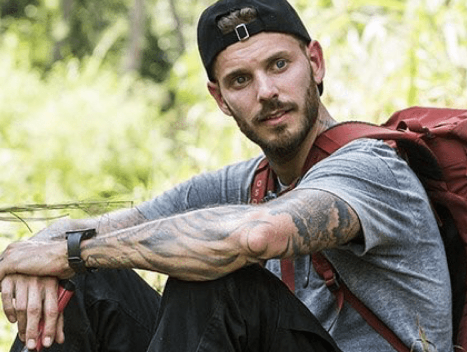 M. Pokora dans A l'Etat sauvage
