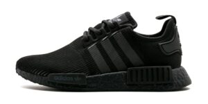 sneakers news