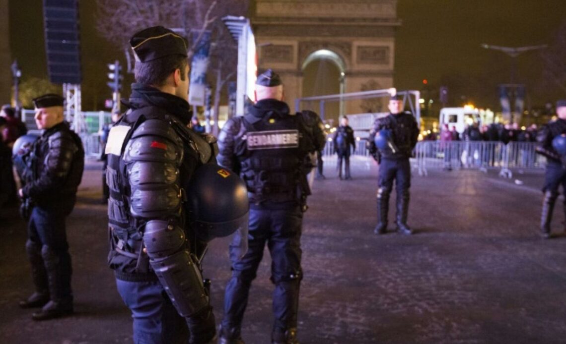 Champs-Elysées