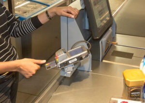 MasterCard teste la carte bancaire biométrique