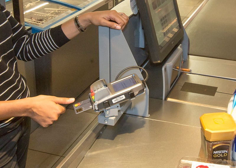 MasterCard teste la carte bancaire biométrique
