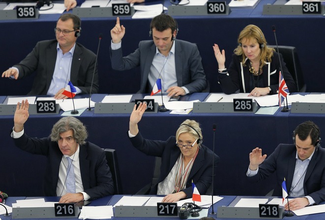 emplois fictifs