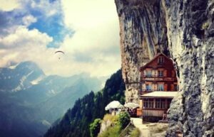 Tour d'horizon des villes insolites