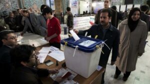 Ouverture des bureaux de vote en Iran pour l'élection présidentielle