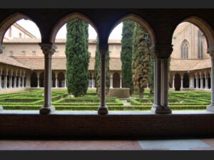 Le Couvent des Jacobins vu de l'intérieur