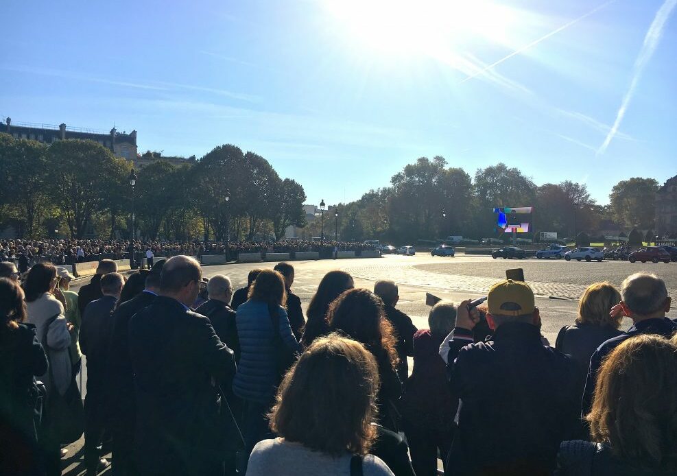 Un hommage national est rendu à Charles Aznavour, vendredi 5 octobre 2018, aux Invalides (Crédit : Céline Carrere)
