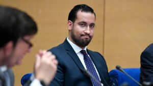 Alexandre Benalla, ex-chargé de mission de l'Elysée lors de son audition devant le Senat, à Paris, le 19 septembre 2018. afp.com/Bertrand GUAY