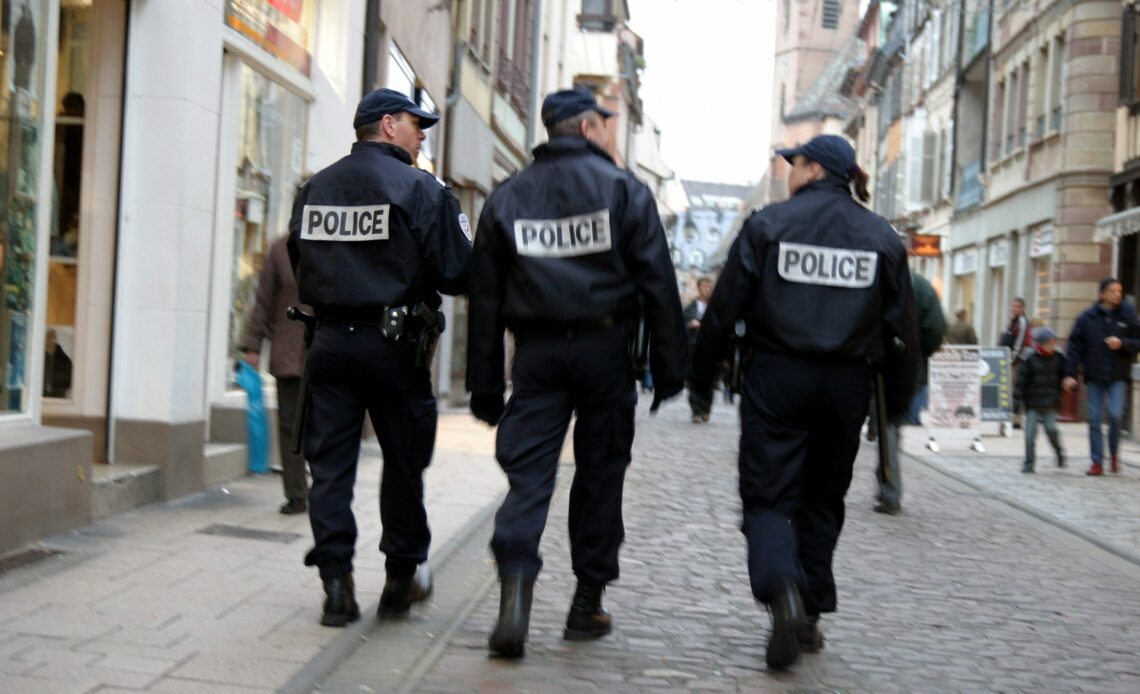 La police découvre deux foetus