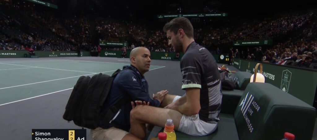Gilles Simon et son soigneur