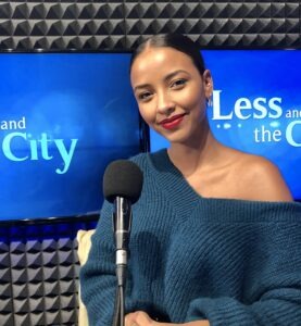 Flora Coquerel Dans Less & The City sur VL.