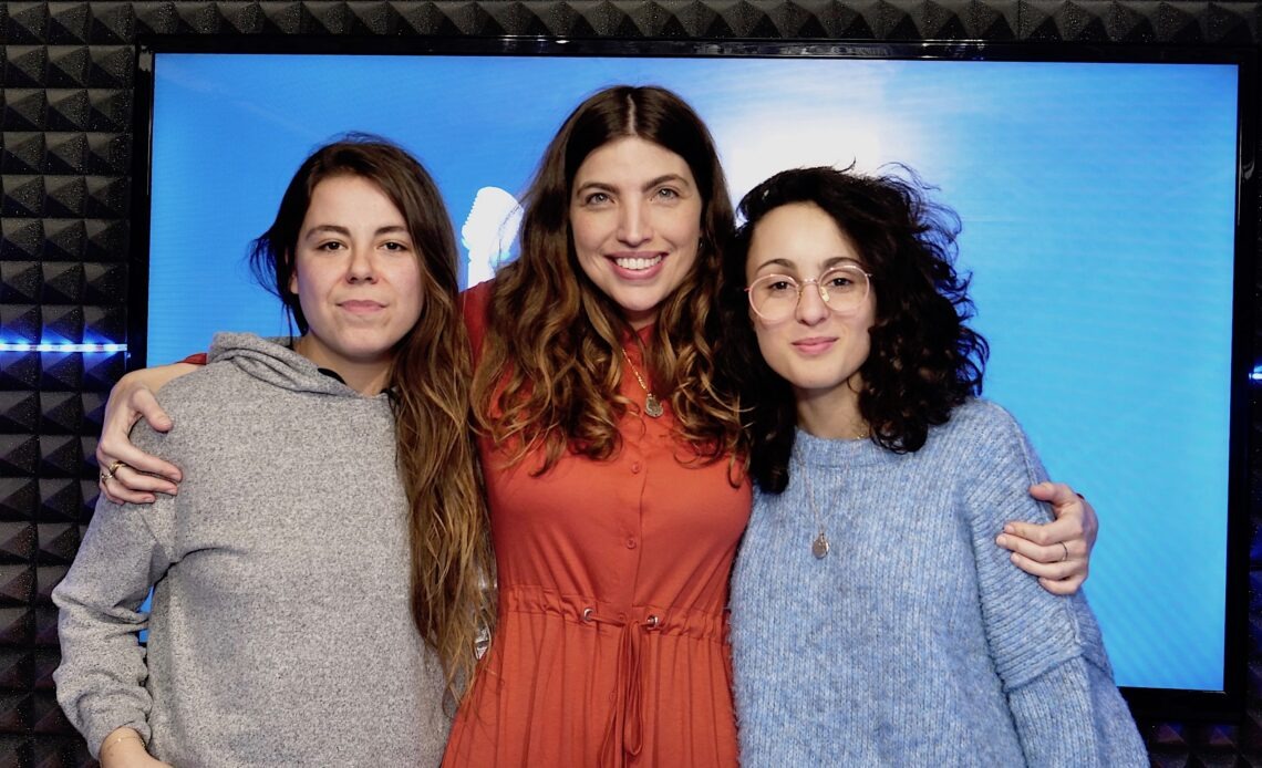 Barbara Pravi, Clou, Chine Laroche sur VL
