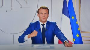 Emmanuel Macron annonçant les mesures du déconfinement