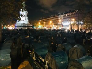 Camp de migrants Place de la République à Paris