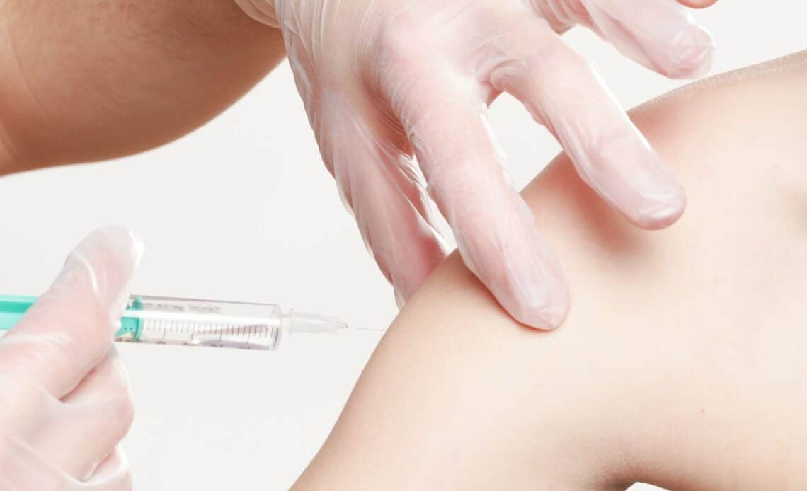 Le Royaume-Uni autorise le vaccin de Pfizer/BioNTech
