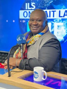 Magloire, invité de Ils Ont Fait La Une sur VL. Présenté par Alban Bartoli