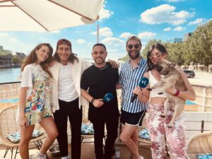 The circle Ils ont fait la Une Alban Bartoli