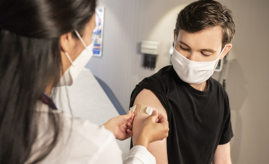 Covid 3ème dose vaccin questions