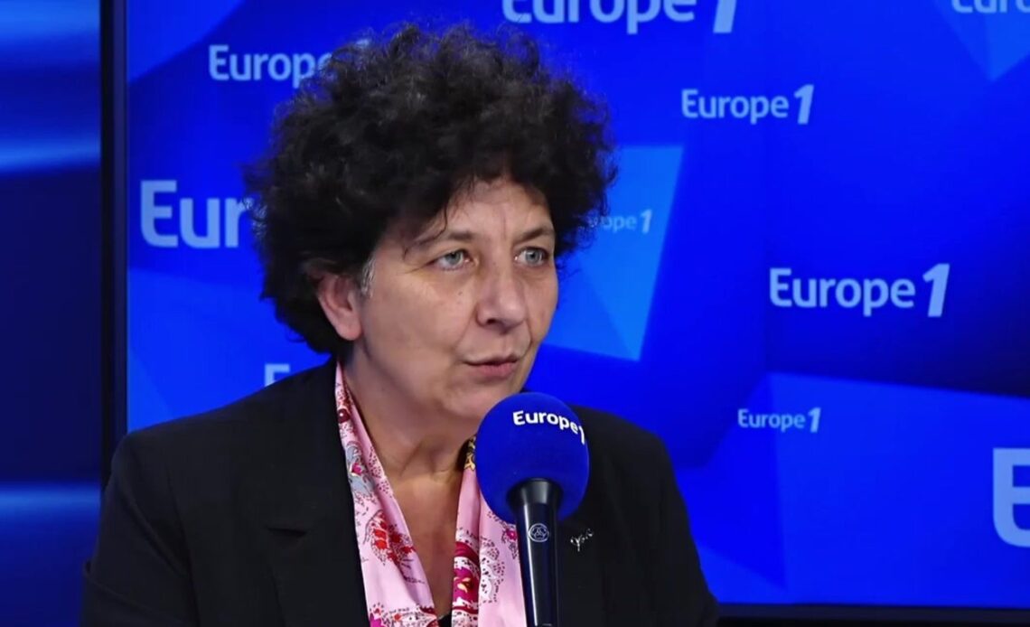 Frederique Vidal processus partiels examens pour étudiants positifs au covid