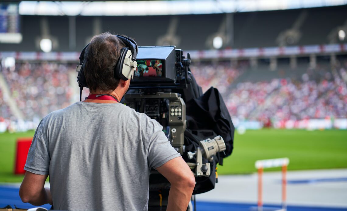 caméraman canal + fauché match top 14 fracture jambe