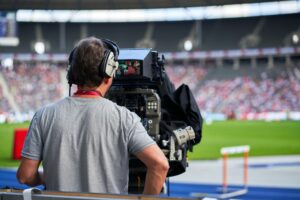 caméraman canal + fauché match top 14 fracture jambe