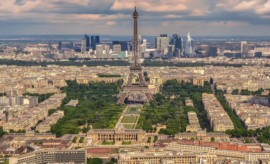phrases parisiens parisiennes clichés capitale