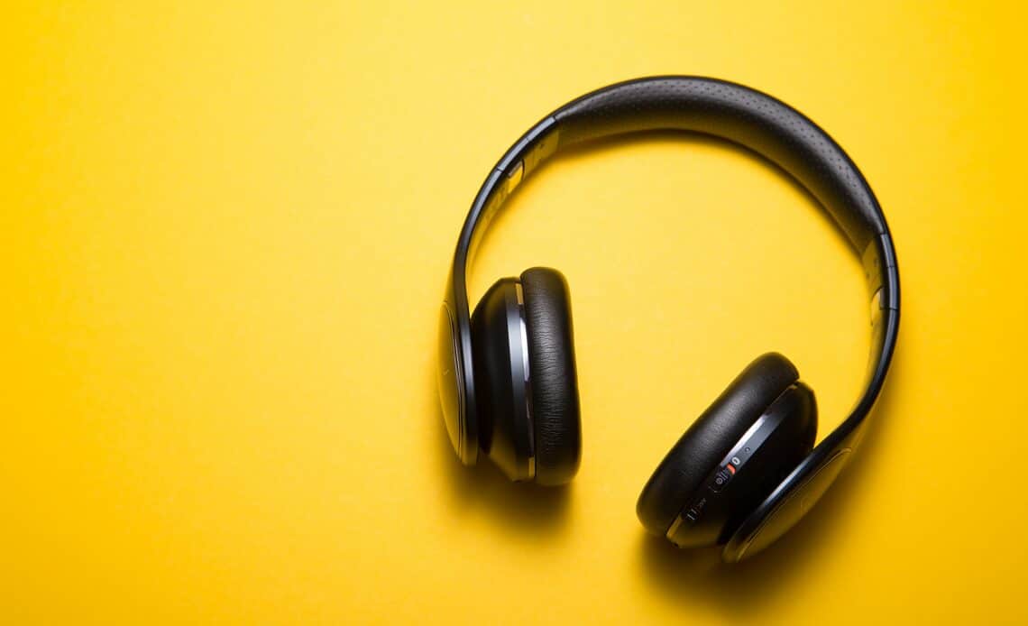 podcasts à écouter pendant l'été vacances détente podcast