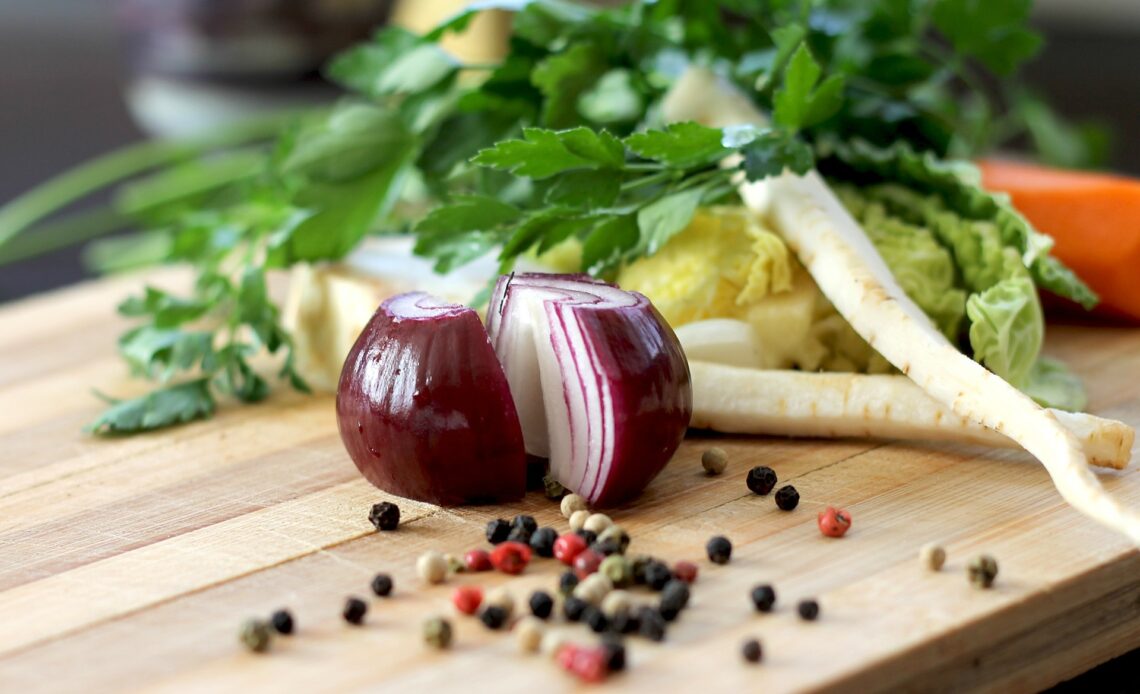 cuisine oignons pleurs larmes pourquoi question insolite