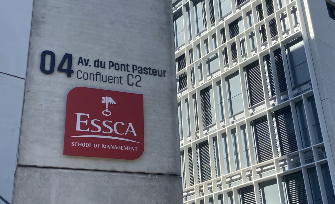 ESSCA Lyon plan odysée 20/24 Jean Charroin DG ESSCA