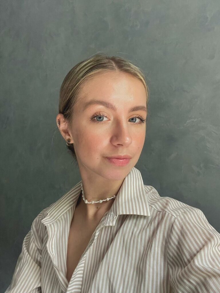 Yana, étudiante, ukraine, école, international