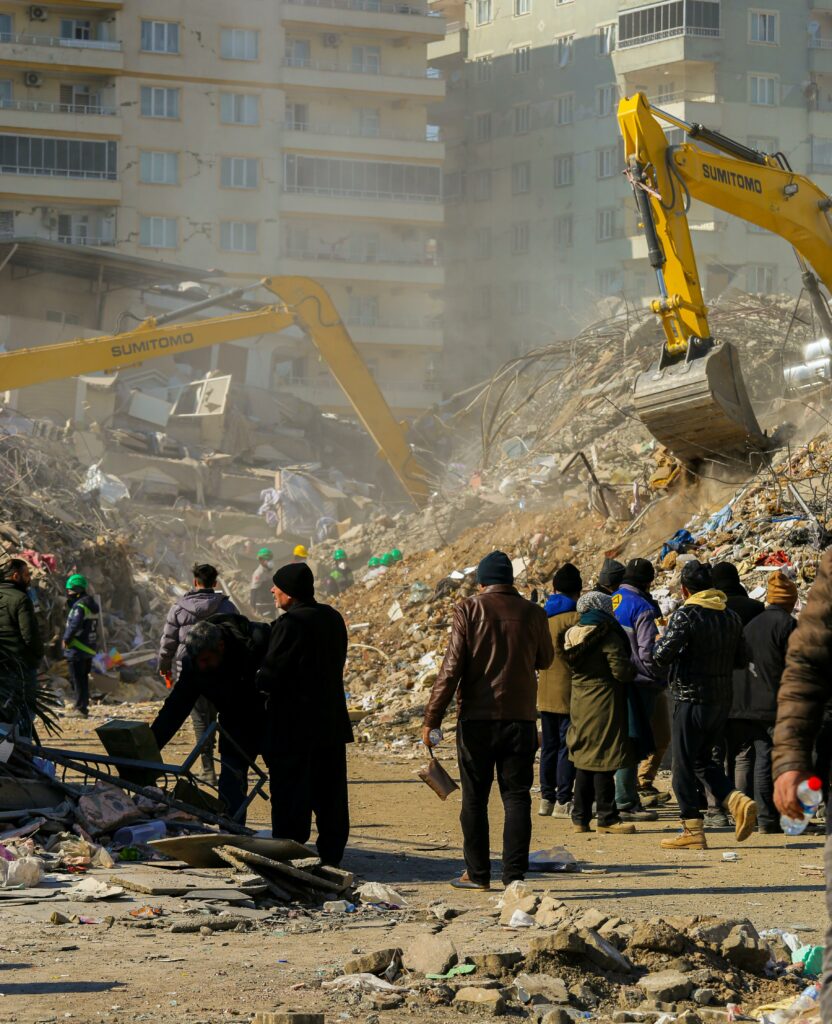 Images turquie, décombres, seisme, université, étudiant, international