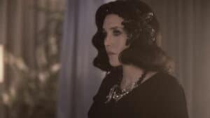 Isabelle Adjani dans Adieu Vinyle