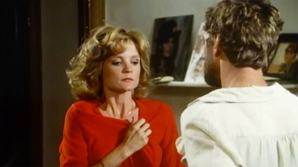 Constance Mccashin as Laura