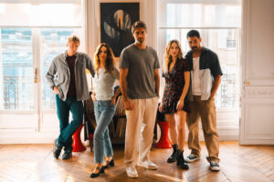Robin cast TF1